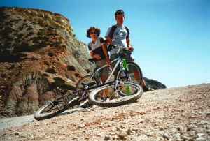 Scan eines analogen Bildes, das bei unserem ersten gemeinsamen Urlaub  in Lagos, Portugal, entstanden ist. 