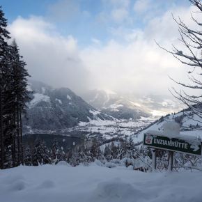 Im Winter zur&nbsp;Enzianhütte
